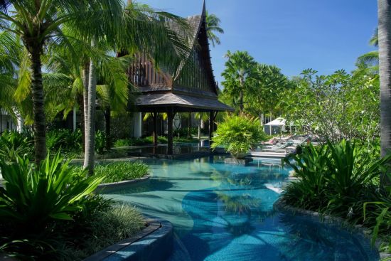 Twinpalms Surin Phuket Resort:  Sala Thai