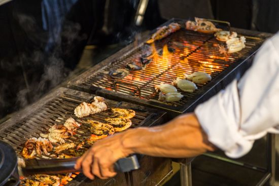 Anantara Mui Ne Resort à Phan Thiet:  Thung Seafood Restaurant | Buffet
