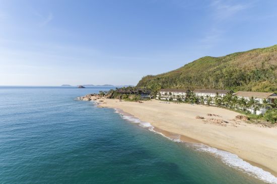 Avani Quy Nhon Resort:  Aerial view of the beach