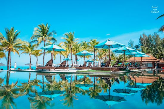 Beyond Resort Khaolak in Khao Lak:  Pool