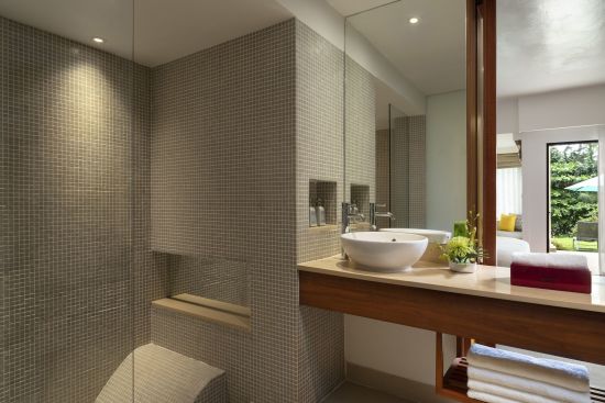 SAii Laguna Phuket:  Lagoon View | Bathroom