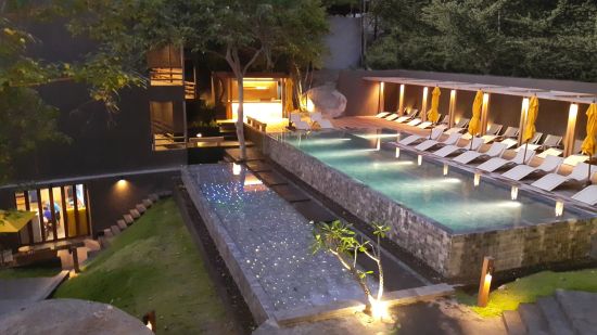 The Beach Club by Haadtien à Ko Tao:  Beachclub pool