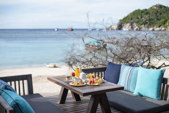 The Beach Club by Haadtien à Ko Tao:  Insea Beach Bar & Grill Restaurant