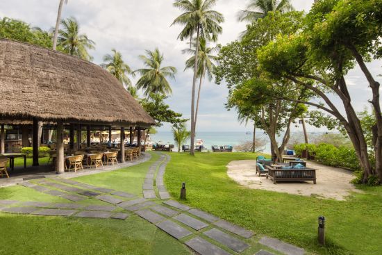 The Beach Club by Haadtien à Ko Tao:  Insea Beach Bar & Grill Restaurant