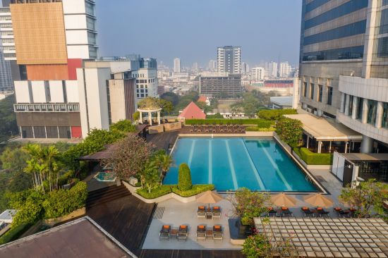 Pathumwan Princess à Bangkok:  Pool