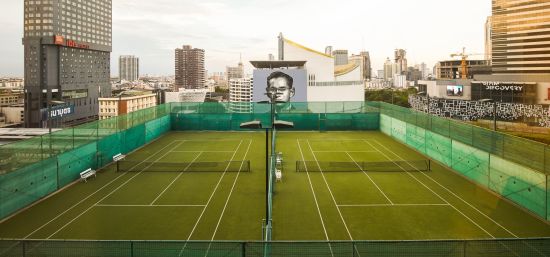 Pathumwan Princess à Bangkok:  The Olympic Club Tennis Court