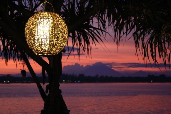 Mahamaya à Gili:  Lantern