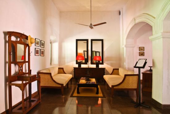 Wallawwa à Colombo:  Lobby