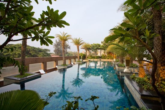 Hyatt Centric MG Road Bangalore à Bengaluru:  Swimming Pool