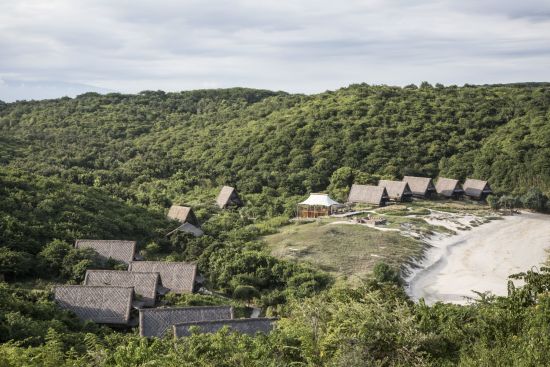 Jeeva Beloam Beach Camp à Lombok:  Aerial view