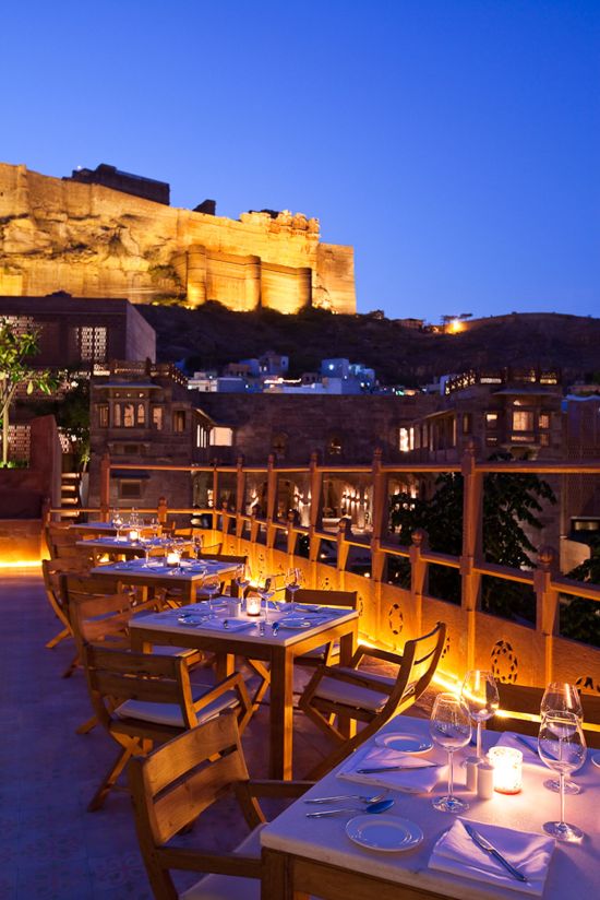 RAAS à Jodhpur:  Darikhana Restaurant- Outdoor