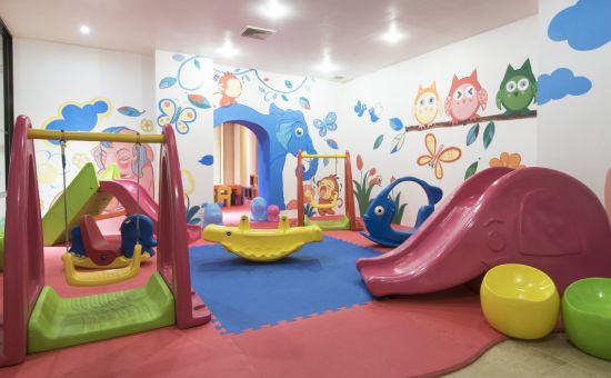 Rawi Warin Resort & Spa à Ko Lanta: Kids Club
