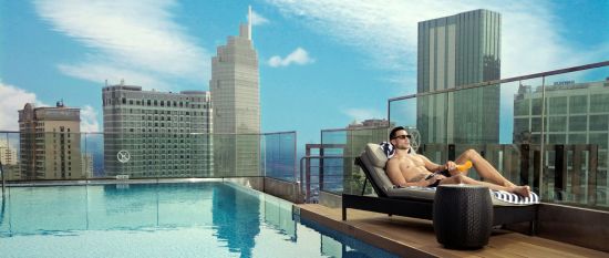 Liberty Central Saigon Citypoint:  Pool