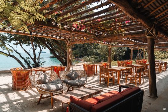 Island Escape by Burasari à Phuket:  EAT at Ocean Zone