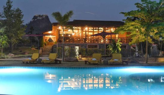 Popa Garden Resort à Bagan:  Sandague Restaurant | from outside