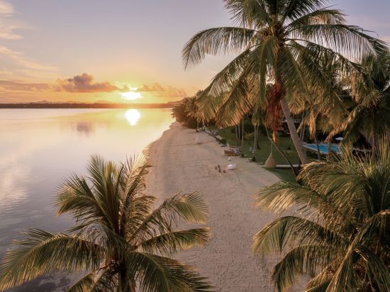 Nay Palad Hideaway in Siargao:  beach: beach: Sunset on the beach