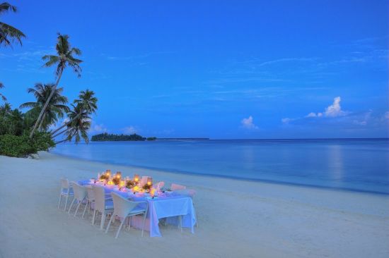 Nay Palad Hideaway in Siargao:  Beach Dinner