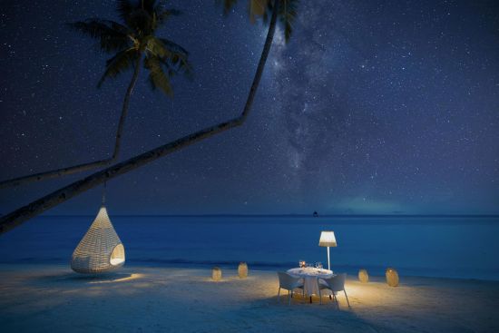 Nay Palad Hideaway in Siargao:  Romantic dinner on the beach
