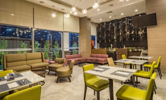 Belmont in Manila:  Cafe Belmont (Bar and Private Dining Room)