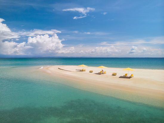 Borneo Eagle Resort in Kota Kinabalu:  Beach