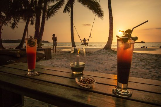 High Season Pool Villa & Spa in Ko Kood:  Season Bar