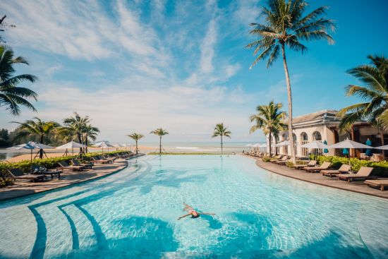 Devasom Khao Lak Beach Resort & Villas:  Main Pool 