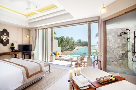 Devasom Khao Lak Beach Resort & Villas:  Seaside Pool Paradise Suite