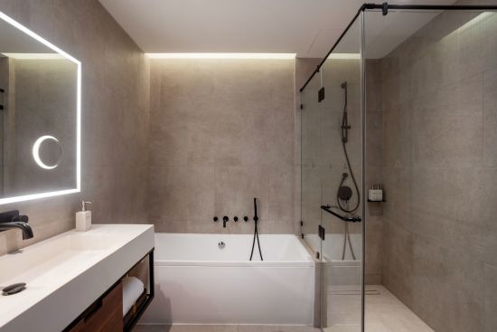 Varana Krabi:  Luxe Pool / Mountain / Ocean | Bathroom