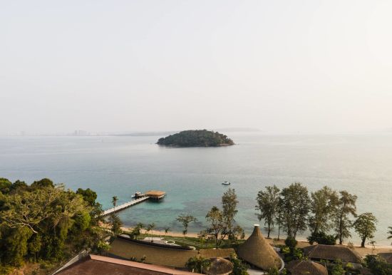 JATI Koh Russey:  view over the resort towards Sihanoukville