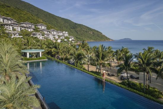 InterContinental Danang Sun Peninsula Resort:  The 50 metre Swimmingpool