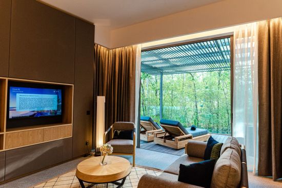 Cove 55 à Kuching:  Mangrove Villa | Seating Area & Terrace