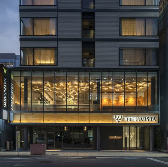 Hotel Vista Osaka Namba:  Exterior at night