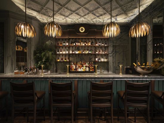 Dusit Thani Bangkok:  Restaurant Secret Bar