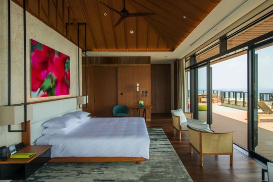Hyatt Regency Seragaki Island, Okinawa:  Seragaki Island Suite | bedroom