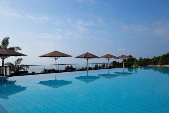Sankara Hotel & Spa in Yakushima:  Swimmingpool