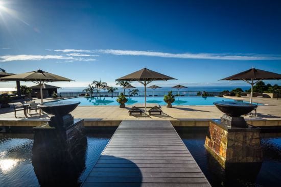Sankara Hotel & Spa in Yakushima:  Amazing pool with view