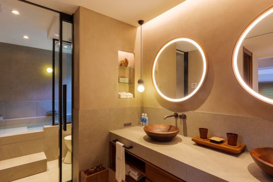 Sankara Hotel & Spa in Yakushima:  Mansana Villa | bathroom