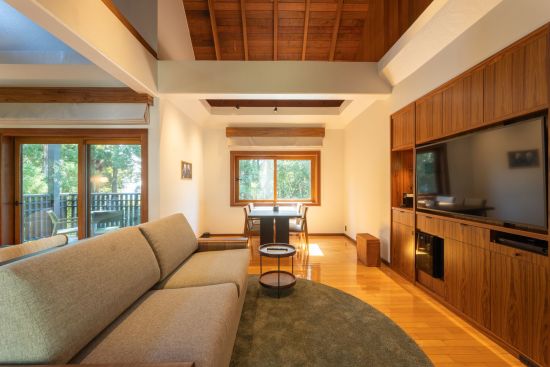 Sankara Hotel & Spa in Yakushima:  Mansana Villa | livingroom