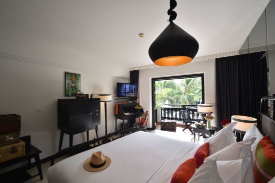 Shinta Mani Angkor in Siem Reap:  Bayon Room