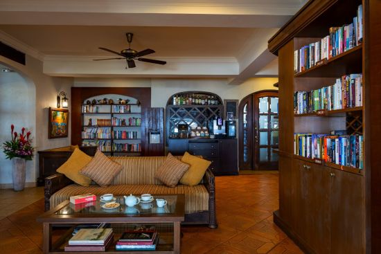 Casa del Mar in Langkawi:  Library