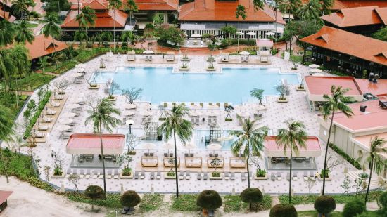 Pelangi Beach Resort & Spa in Langkawi:  Horizon Pool
