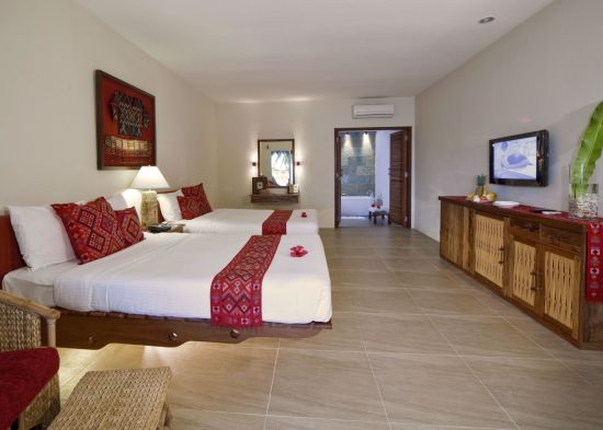 Bluewater Maribago Beach Resort in Cebu:  Premier Deluxe