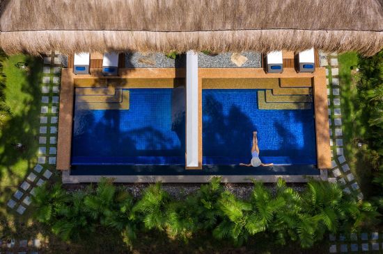 Atmosphere Resort in Negros:  Premium Pool Suites