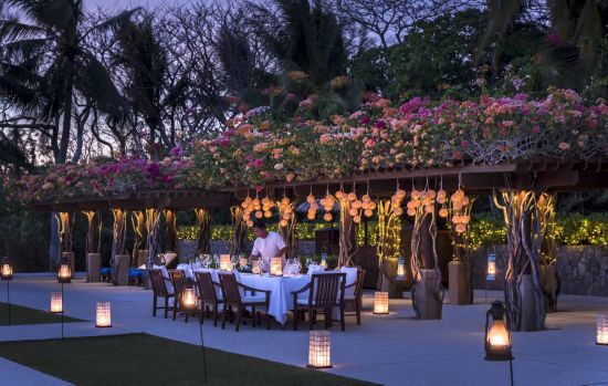 Amanpulo à Palawan:  Clubhouse Restaurant