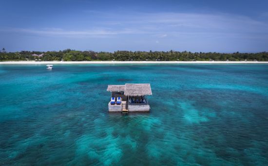 Amanpulo à Palawan:  Floating Bar