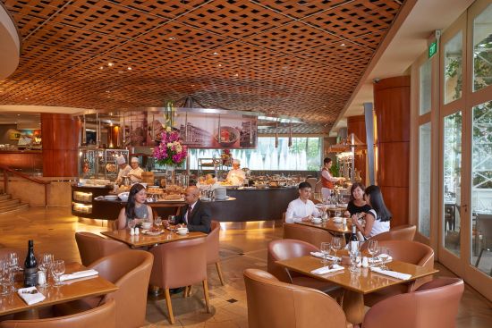 The Fullerton in Singapur:  Town Restaurant