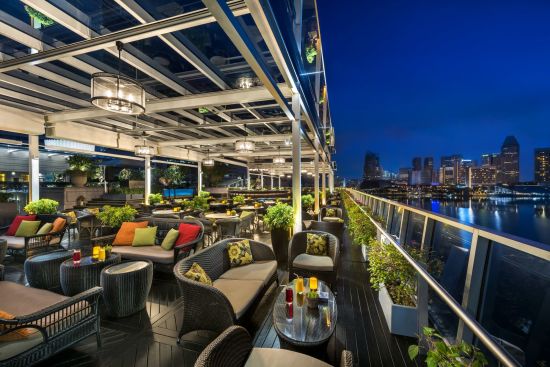 The Fullerton Bay in Singapur:  Floating Pods (Rooftop)