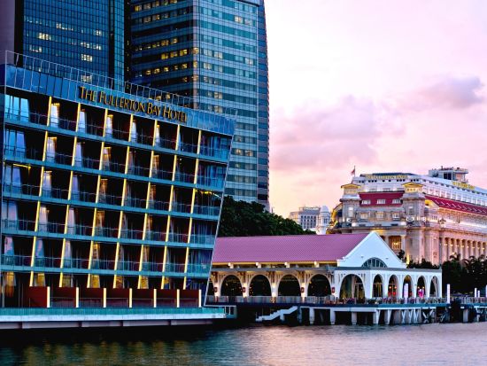 The Fullerton Bay in Singapur:  Waterfront View of The Fullerton Bay Hotel Singapore