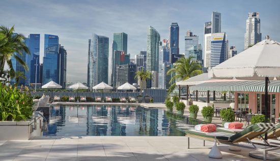 Mandarin Oriental in Singapur:  Swimming Pool 