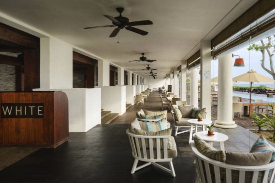 The Fortress Resort & Spa in Koggala:  Restaurant White